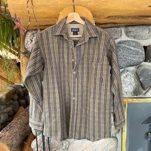 Patagonia men’s long sleeve button down